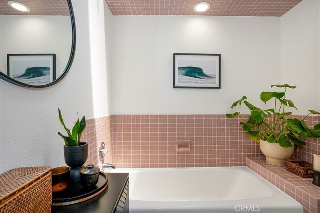 295 Odebolt Drive, Thousand Oaks, CA 91360