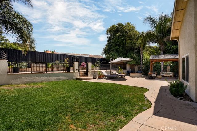 295 Odebolt Drive, Thousand Oaks, CA 91360