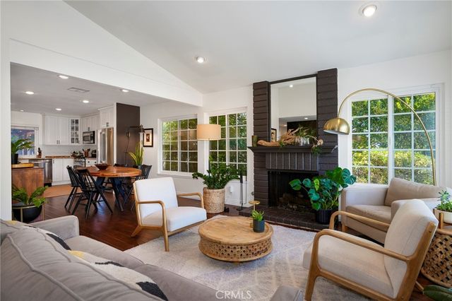 295 Odebolt Drive, Thousand Oaks, CA 91360