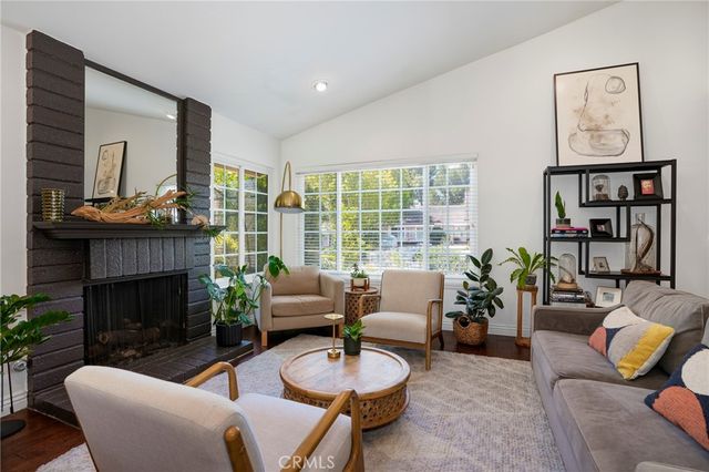 295 Odebolt Drive, Thousand Oaks, CA 91360