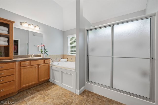 12067 Summerwood Drive, Concord Twp, OH 44077