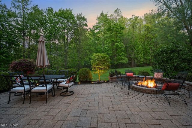 12067 Summerwood Drive, Concord Twp, OH 44077