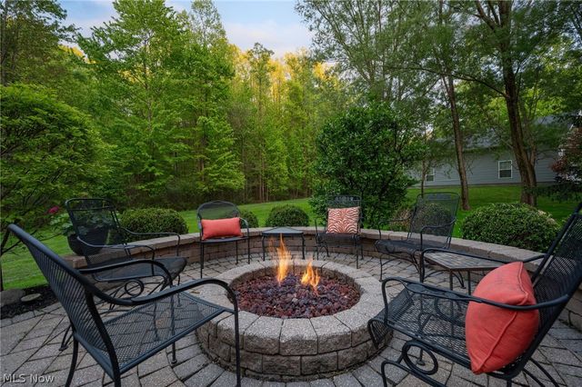 12067 Summerwood Drive, Concord Twp, OH 44077