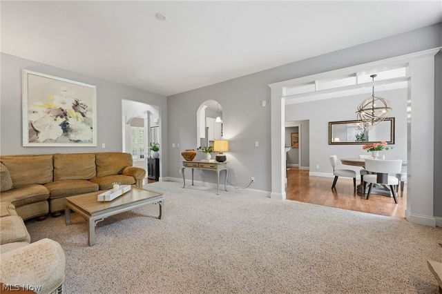 12067 Summerwood Drive, Concord Twp, OH 44077