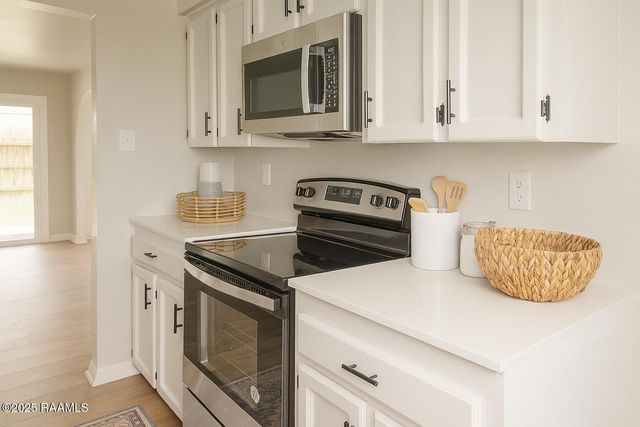 102 Mustang Street, Lafayette, LA 70506