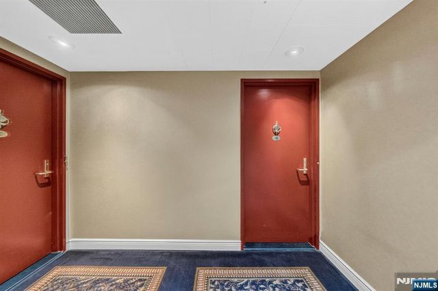 900 Palisade Avenue 3D, Fort Lee, NJ 07024