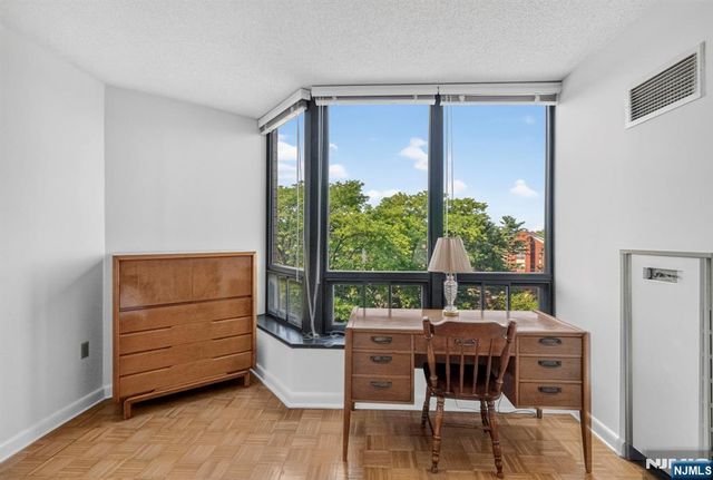 900 Palisade Avenue 3D, Fort Lee, NJ 07024