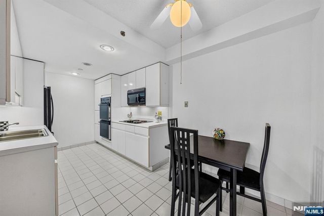 900 Palisade Avenue 3D, Fort Lee, NJ 07024