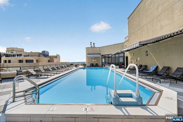 900 Palisade Avenue 3D, Fort Lee, NJ 07024