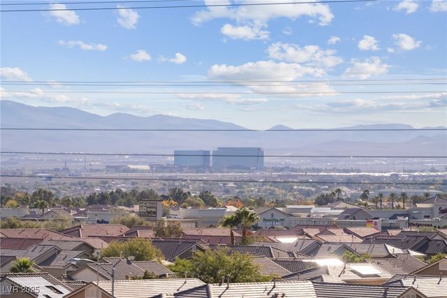 10272 Eden Mountain Street, Las Vegas, NV 89141