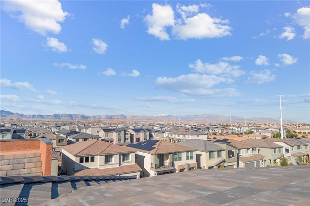 10272 Eden Mountain Street, Las Vegas, NV 89141