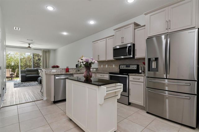 9213 HILLCROFT DRIVE, Riverview, FL 33578