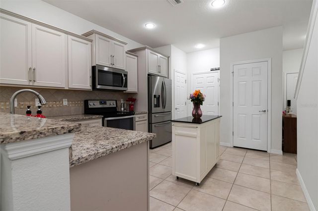 9213 HILLCROFT DRIVE, Riverview, FL 33578