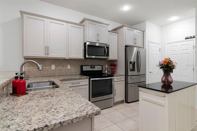 9213 HILLCROFT DRIVE, Riverview, FL 33578