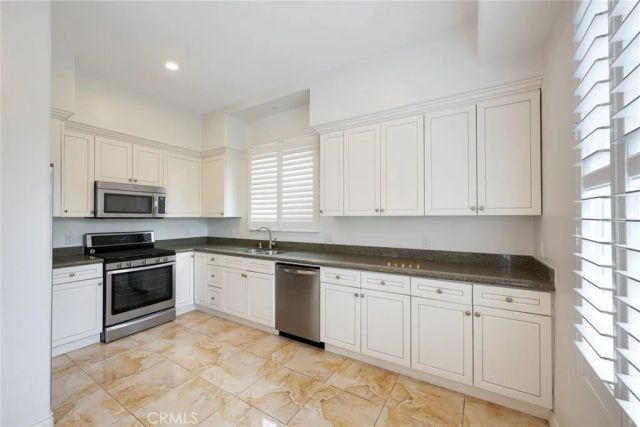 5027 Colfax 1, North Hollywood, CA 91601