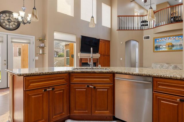 4716 Via Altura, Modesto, CA 95357