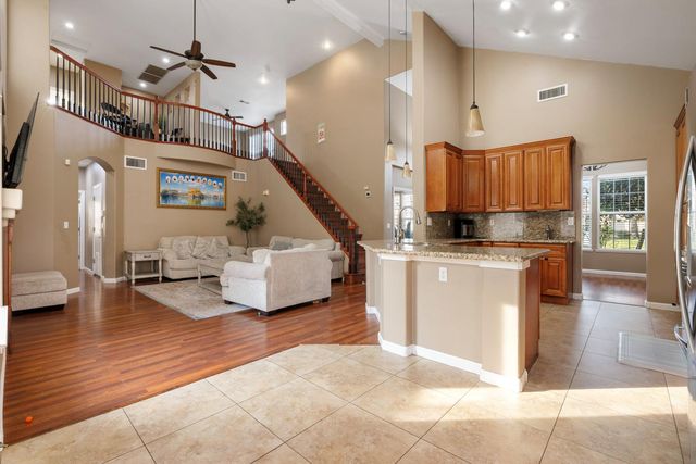 4716 Via Altura, Modesto, CA 95357