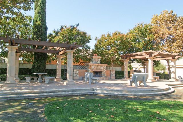 4716 Via Altura, Modesto, CA 95357