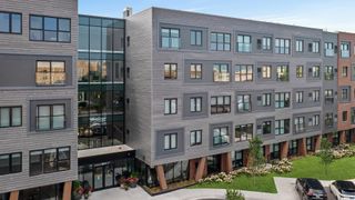 1850 Green Bay Road 123, Highland Park, IL 60035