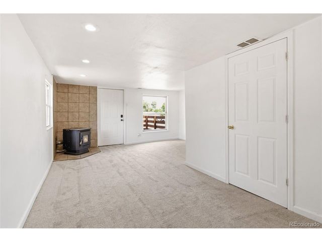 6740 E 76th Pl, Commerce City, CO 80022