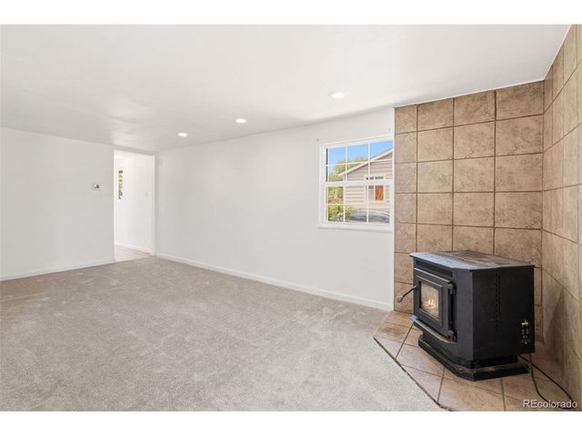 6740 E 76th Pl, Commerce City, CO 80022