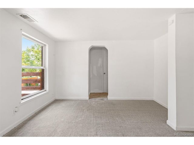 6740 E 76th Pl, Commerce City, CO 80022
