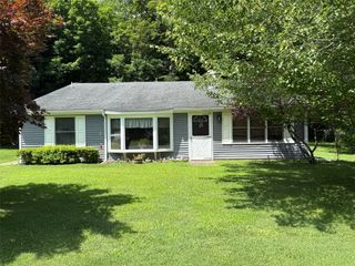 10 Raymond Avenue, Dover Plains, NY 12522