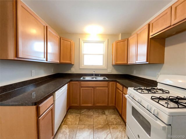 15802 Woodworth, Redford Charter Township, MI 48239