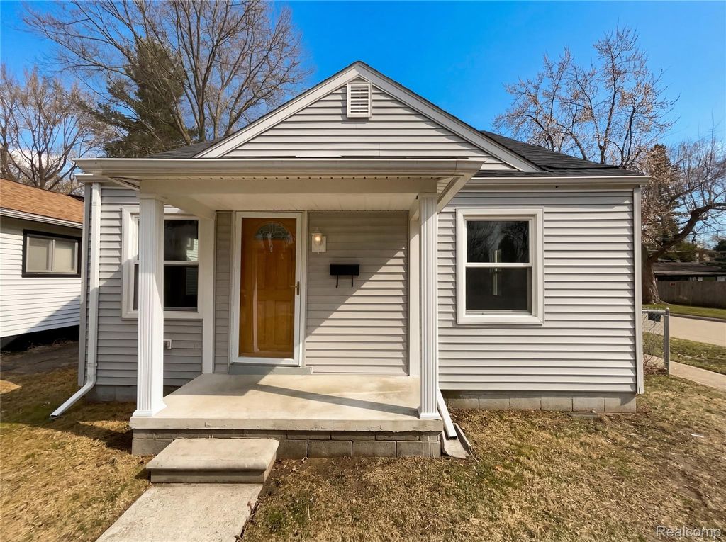 15802 Woodworth, Redford Charter Township, MI 48239