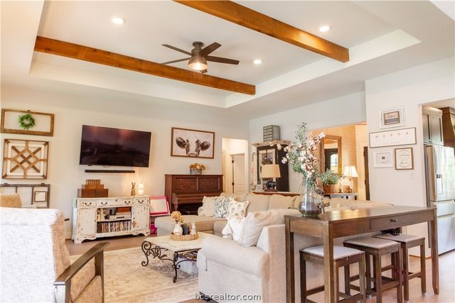 5036 Glory Road, Bryan, TX 77808