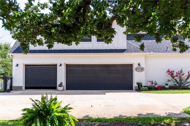 5036 Glory Road, Bryan, TX 77808