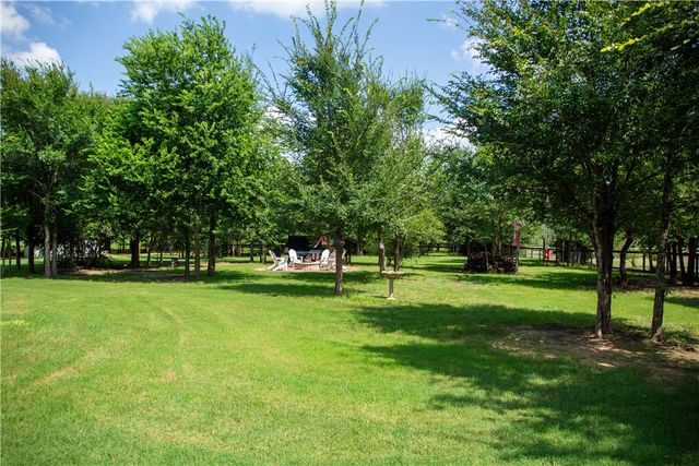 5036 Glory Road, Bryan, TX 77808