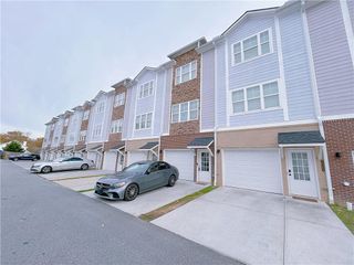 2005 Ocean NW Drive, Atlanta, GA 30318
