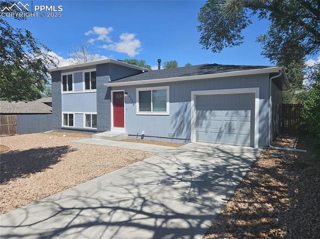 4216 Shelley Avenue, Colorado Springs, CO 80910