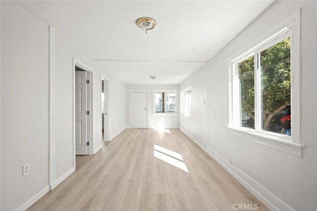 1438 E 20th Street, Los Angeles, CA 90011