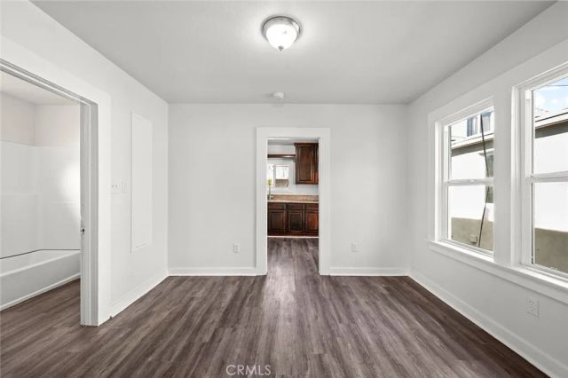 1438 E 20th Street, Los Angeles, CA 90011