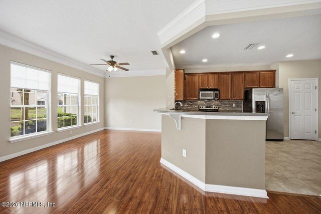 11152 CASTLEMAIN Circle S, Jacksonville, FL 32256