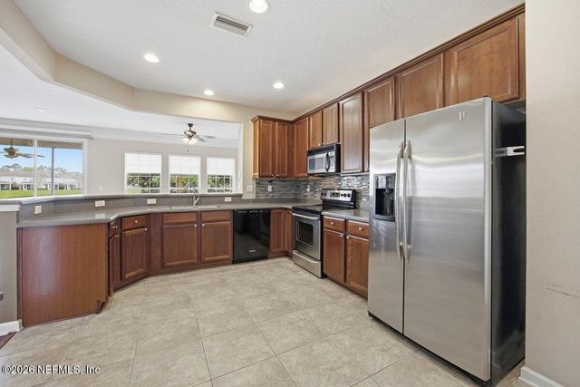 11152 CASTLEMAIN Circle S, Jacksonville, FL 32256