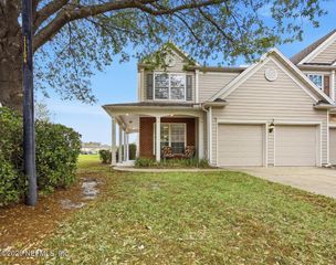 11152 CASTLEMAIN Circle S, Jacksonville, FL 32256
