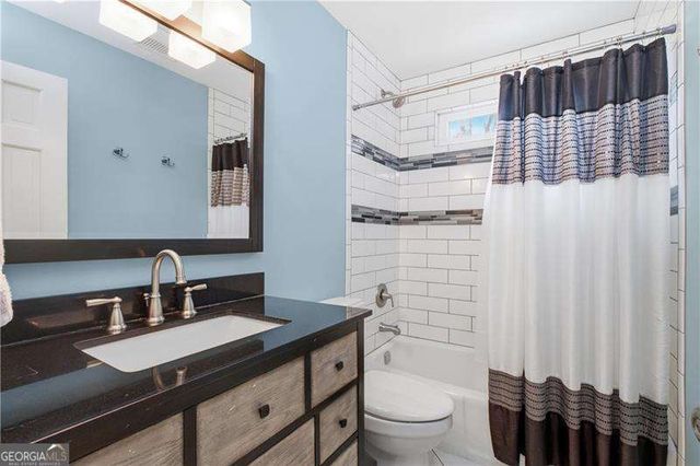 700 Woodmont Drive, Marietta, GA 30062