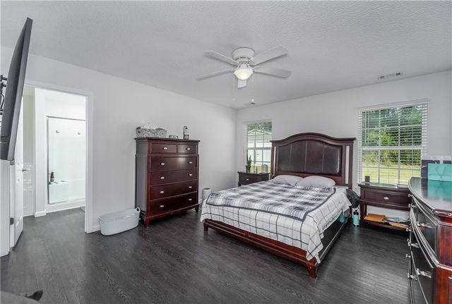 4754 Otter Creek Circle, Blackshear, GA 31516