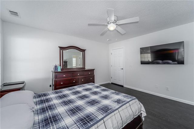 4754 Otter Creek Circle, Blackshear, GA 31516
