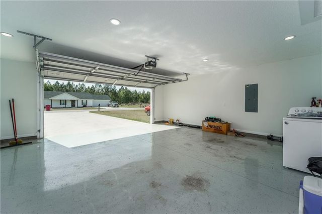 4754 Otter Creek Circle, Blackshear, GA 31516