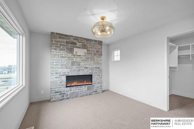 12620 S 78th Avenue, Papillion, NE 68046