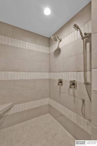 12620 S 78th Avenue, Papillion, NE 68046