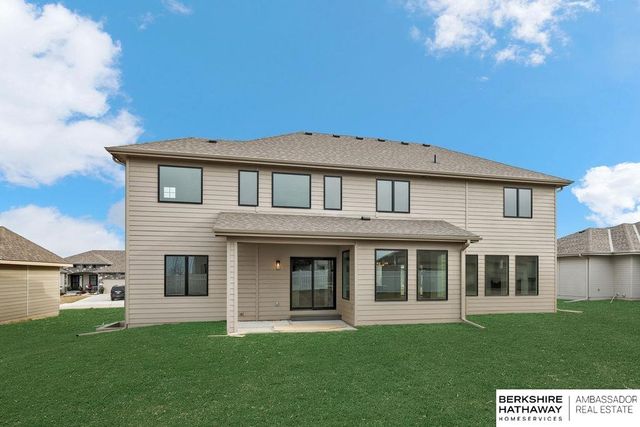 12620 S 78th Avenue, Papillion, NE 68046