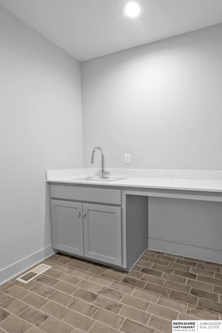 12620 S 78th Avenue, Papillion, NE 68046