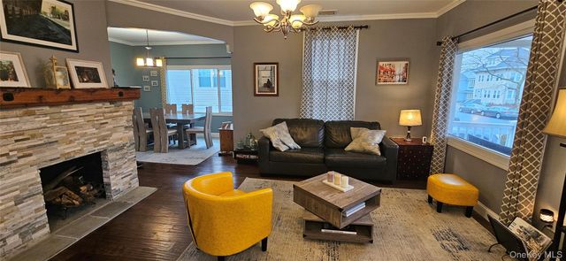 218 W Chester Street, Long Beach, NY 11561