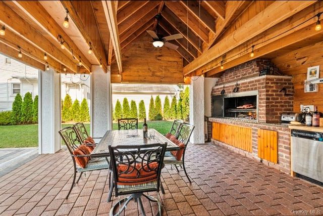 218 W Chester Street, Long Beach, NY 11561