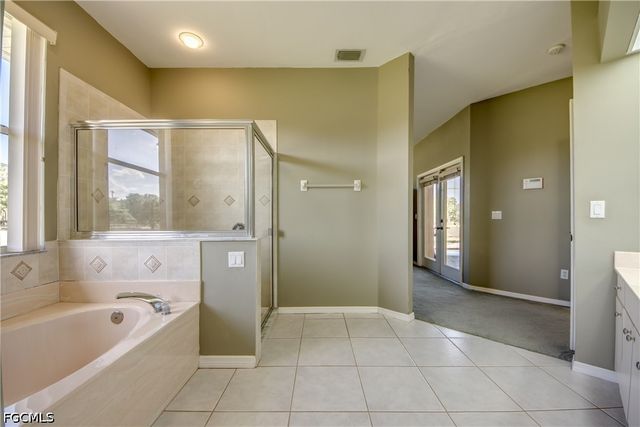 17090 Silver Panther LN, Fort Myers, FL 33913